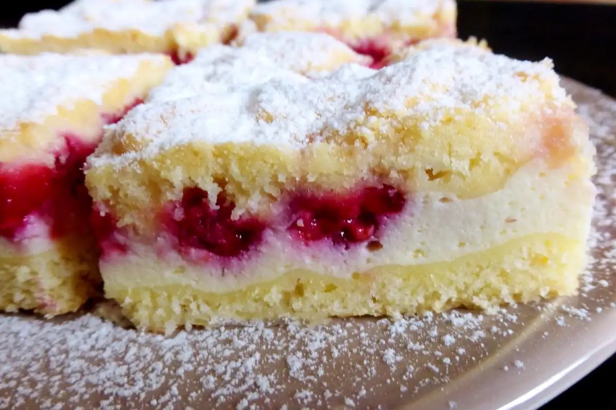 Raspelkuchen Mit Himbeeren Und Pudding Rezept, Ein Traum!