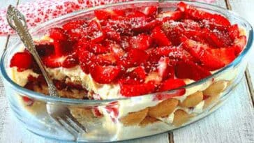 Schmeckt wie verrückt, Erdbeer Tiramisu Rezept!
