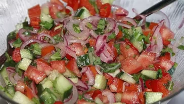 Türkischer Tomatensalat Rezept, super würzig!