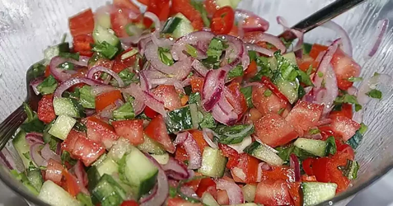 Türkischer Tomatensalat Rezept, super würzig!