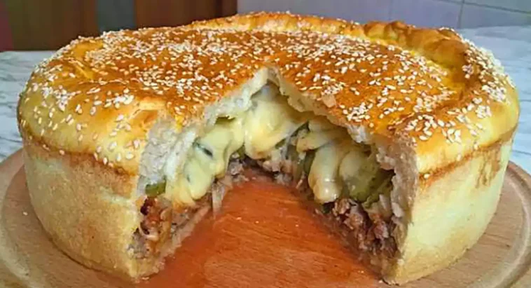 XXL Cheeseburger Kuchen Rezept, unglaublich lecker!