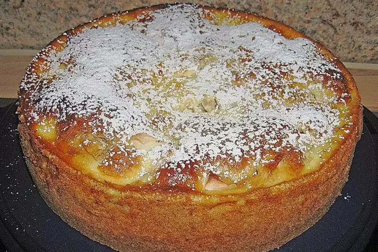 Apfel Schmand Kuchen Rezept einfach in der Zubereitung Gelungen