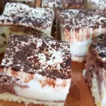 Einfach himmlisch Puddingschnitten mit saurer Sahne Rezept