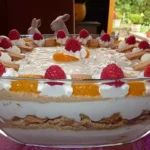 Käse-Sahne-Dessert Rezept: frisch-fruchtiges Dessert mit Quark