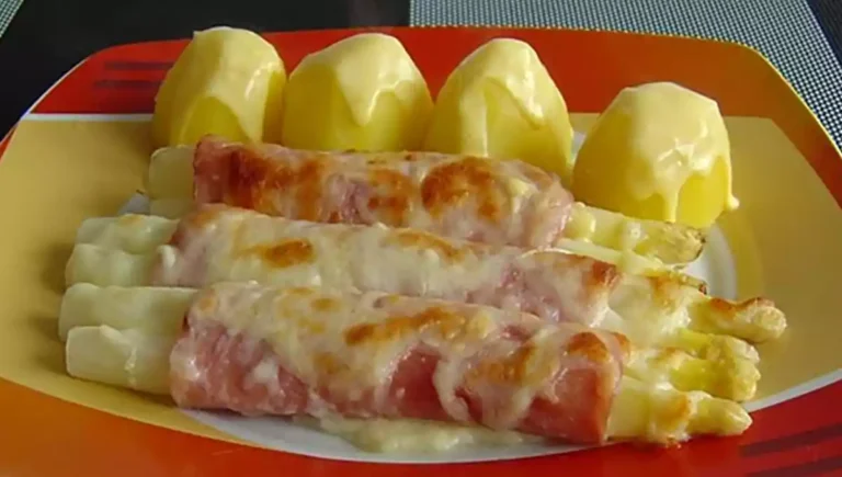 Nach diesem Spargelauflauf-Rezept fragen uns gerade alle