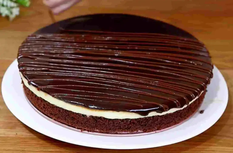 Schokokuchen mit Vanillepudding Rezept