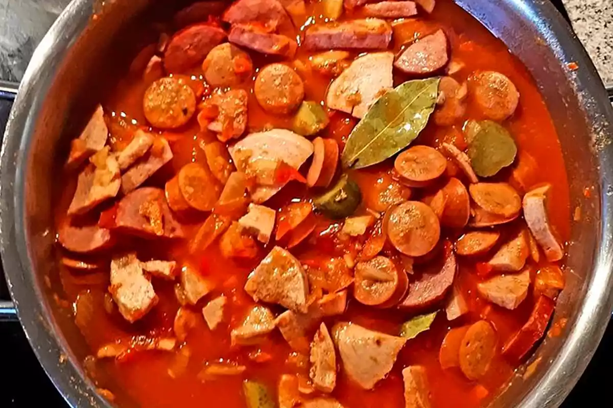 Soljanka Rezept nach Mama Art - Schnelle und Einfache Rezepte