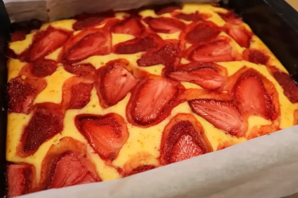 Erdbeerkuchen vom Blech Rezept