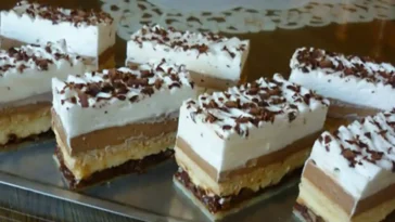 Kinder Bueno Schnitte Rezept: macht süchtig!