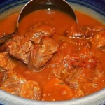 Klassisch Gulasch Rezept nach Oma Magda