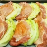 Weißkohlscheiben mit Schweinefleisch aus dem Ofen Rezept
