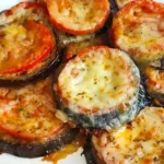 Auberginentörtchen mit Tomaten und Käse Rezept: So bereiten Sie diese tolle Vorspeise zu