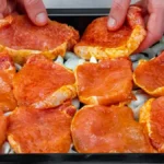 Das zarteste Rezept für gebackenes Schweinefleisch, Das Geheimnis ist super einfach! Schweinefleisch mit Zwiebeln