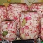 Eingelegter Knoblauch ohne Einmachen: der über das ganze Jahr genutzt werden kann und wie ein frischer ist