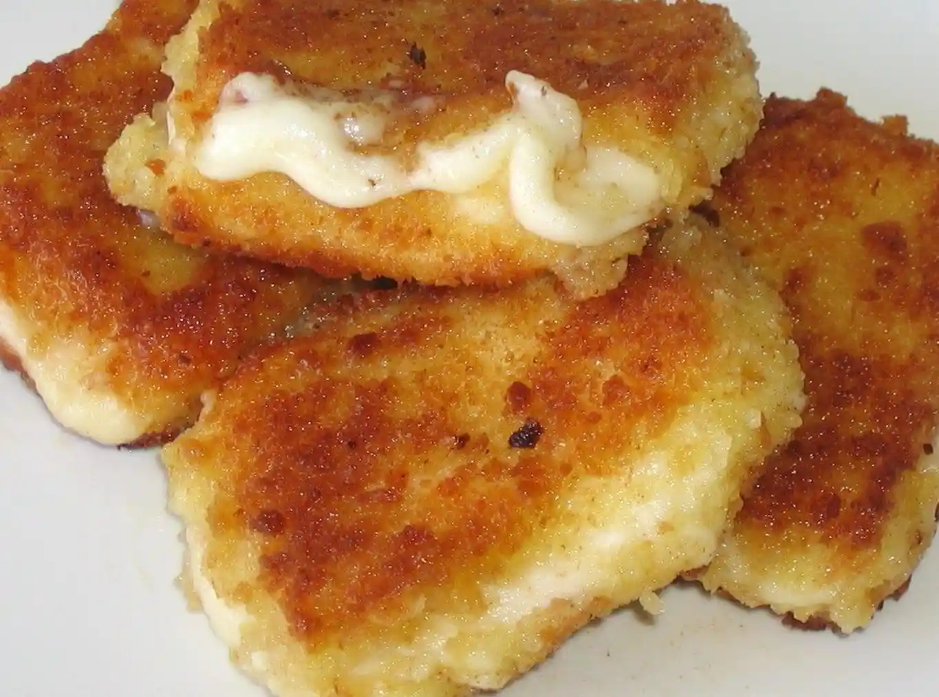 Gebratener Schafskäse mit Spinat Rezept