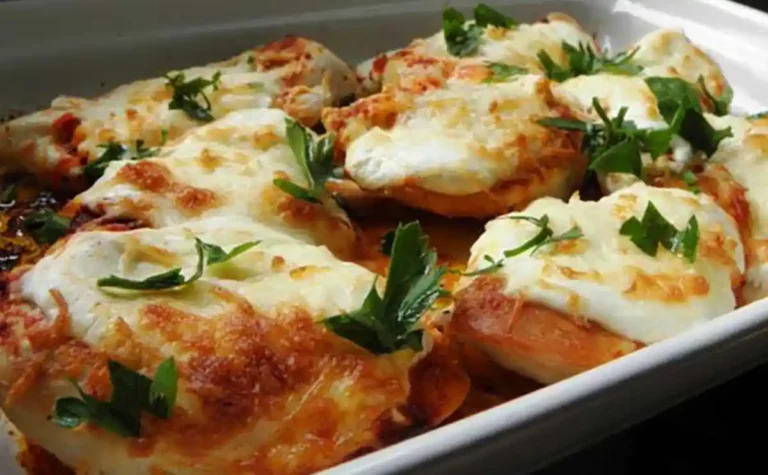Hähnchenbrust Mit Saurer Sahne Und Käse Rezept