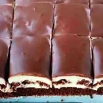 Himmlische Cremeschnitten Mit Schokolade (Tassenrezept)