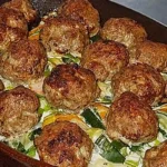 Kartoffelauflauf mit lauch, hackbällchen und gorgonzola Rezept