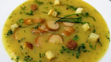 Kartoffelsuppe Rezept: schmeckt mit Würstchen besonders gut, Rezept für den Schnellkochtopf