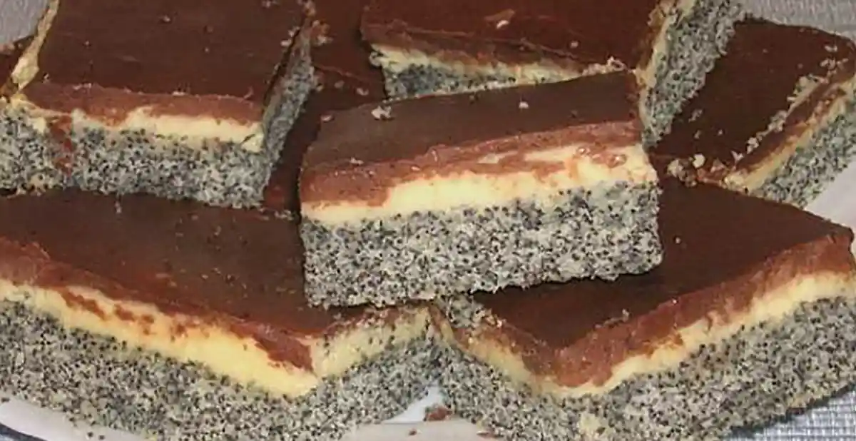 Mohnkuchen mit Vanillecreme und Schoko Rezept (leckerer Blechkuchen, schmeckt lecker, gelingt immer)