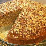 Saftiger Nusskuchen Rezept: macht unglaublich süchtig!