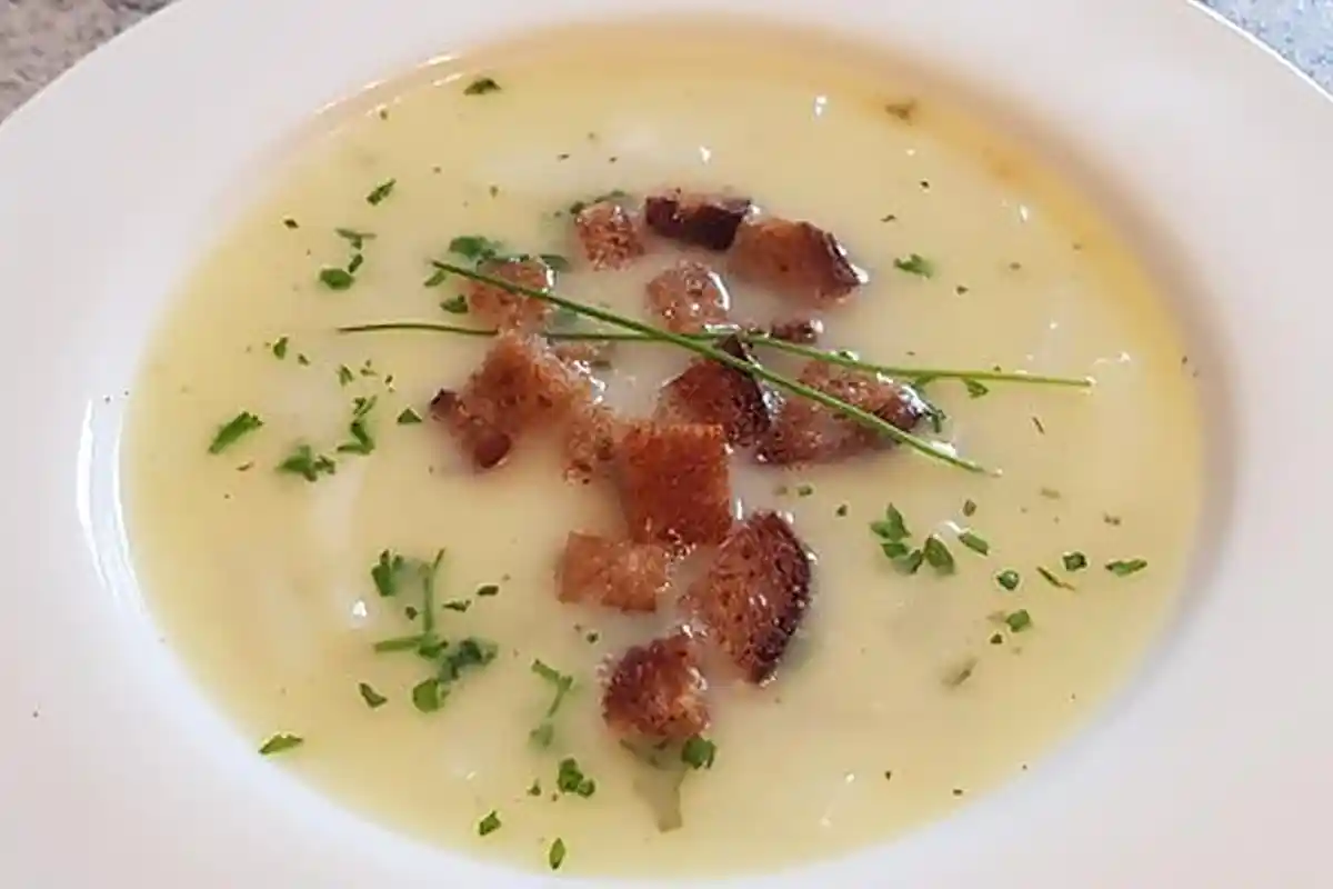 Spargelcremesuppe Klassisch Rezept - Schnelle und Einfache Rezepte