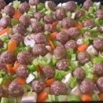 Gemüse Mit Hackbällchen Aus Dem Backofen In 15 Minuten Zubereitet!