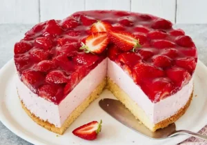 Lecker Erdbeer-Käsekuchen ohne Backen Rezept