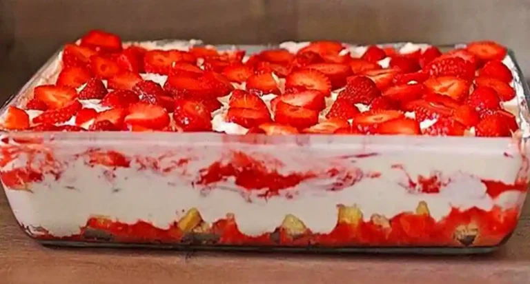 Raffaello Erdbeer Tiramisu Rezept, in 10 Minuten fertig!