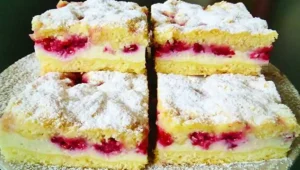Raspelkuchen Mit Himbeeren Und Pudding Rezept, Ein Traum!