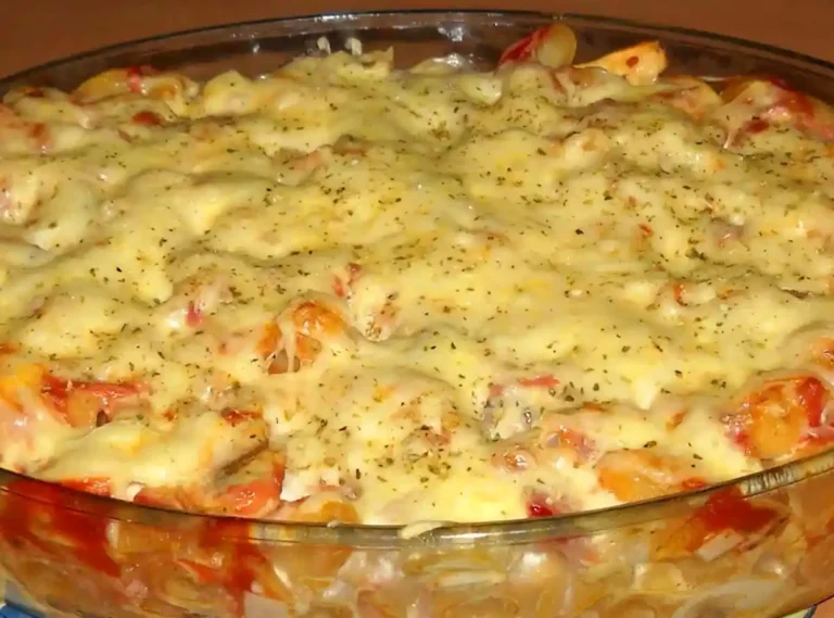 Überbackene Pizza-Nudeln Rezept