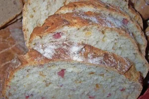 Zwiebel Käse Schinken Brot Rezept
