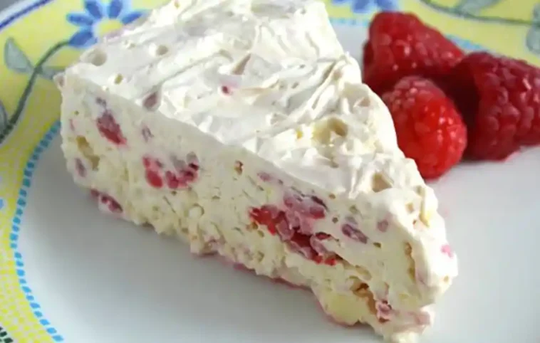 Erdbeer Eistorte mit Frischkäse Rezept, super lecker! - Schnelle und ...