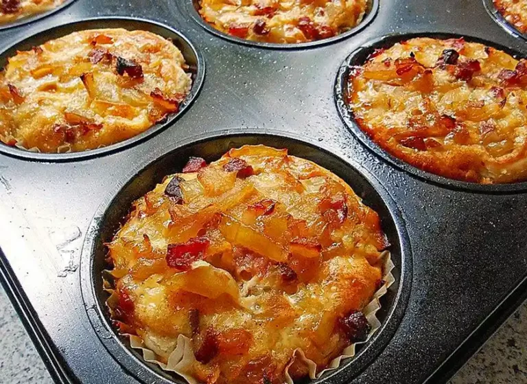 Herzhafte Zwiebelkuchen-Muffins: Ein Rezept zum Verlieben!