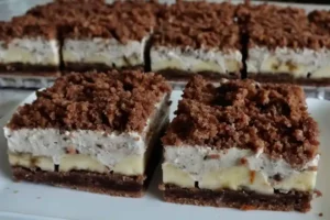 Maulwurfkuchen vom Blech Rezept (ein Tassenrezept)