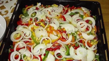 Putenwanne mit Gemüse und Speck Rezept
