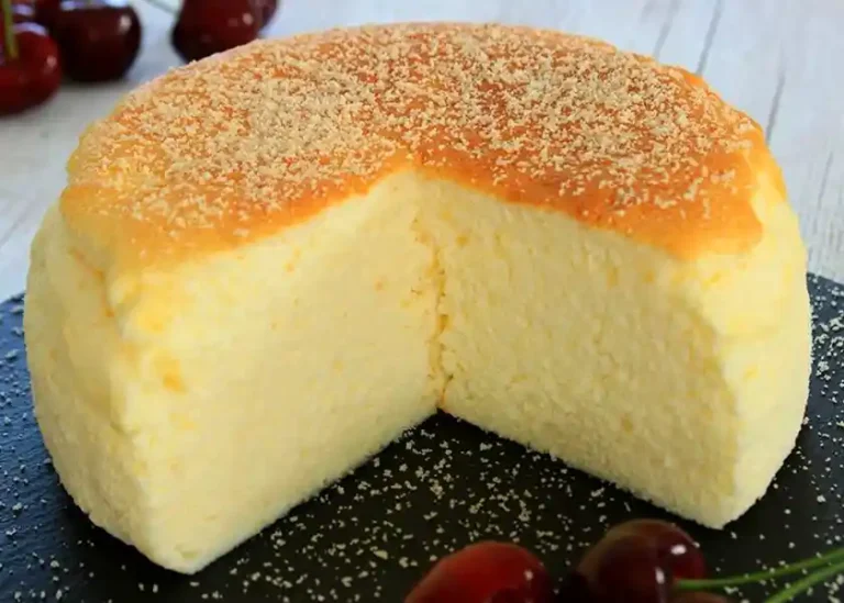 “Zuckerwatte” Käsekuchen mit nur 3 Zutaten