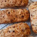 Zwiebel Käsebrot mit Schinken Rezept