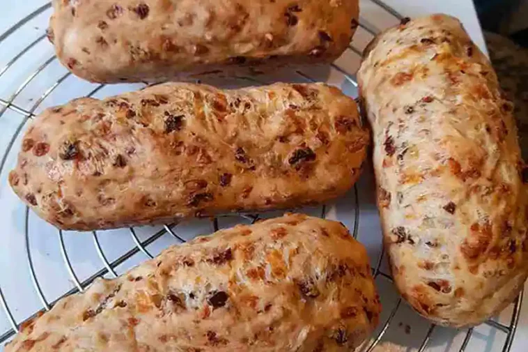 Zwiebel Käsebrot mit Schinken Rezept