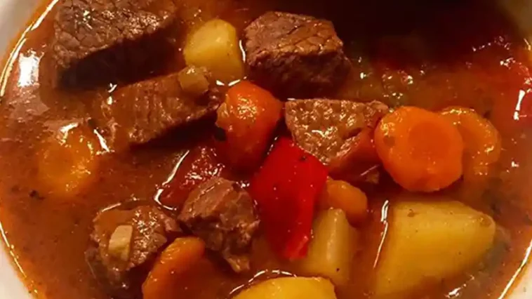 Authentische ungarische Gulaschsuppe Rezept