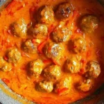 Hackbällchen in Paprikarahmsauce - Ein kulinarisches Erlebnis!