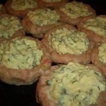 Herzhafte Hackfleisch-Nester mit Käse-Füllung aus dem Ofen