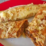 Herzhafte Pfannkuchen mit Hackfleischfüllung Rezept