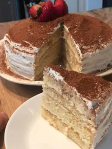 Himbeer-Tiramisu-Torte - Ein verführerischer Genuss!