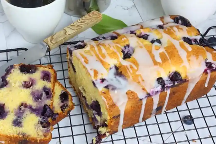 Himmlischer Heidelbeer-Joghurt-Kastenkuchen Rezept