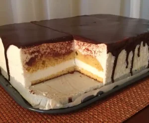 Leichte und Luftige "Vogelmilch" Torte Rezept