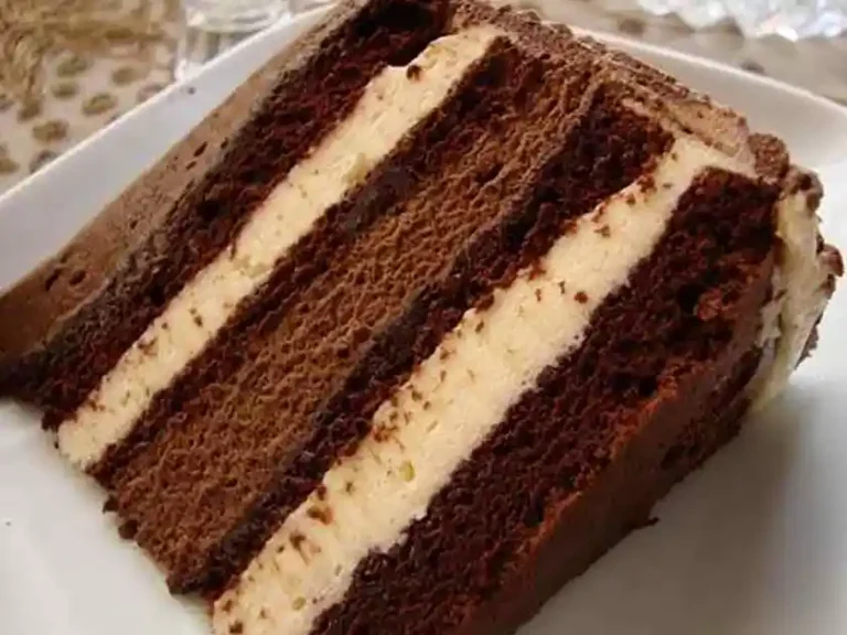 Schoko-Mascarpone-Torte Rezept zum Dahinschmelzen