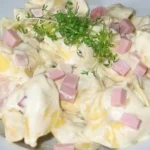 Tortellini in cremiger Käse-Sahne-Soße Rezept: Einfach unwiderstehlich!