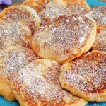Apfelküchle Rezept: In nur 3 Minuten superlecker zubereitet!