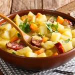 Einfache Kartoffelsuppe Rezept mit Würstchen